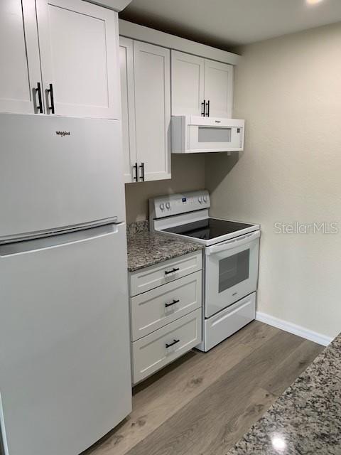 Image 4 of 21 For 850 Tamiami Trail 335