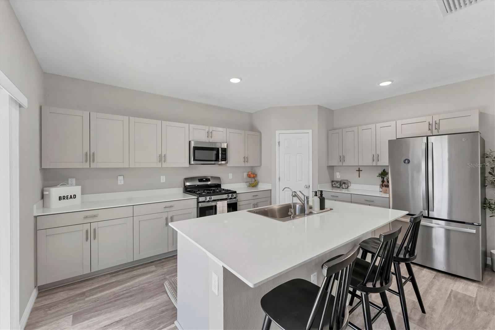 Image 11 of 60 For 13013 Oak Hill Way