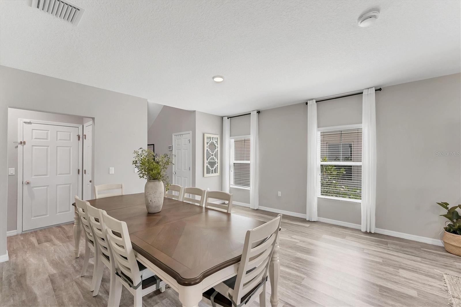 Image 16 of 60 For 13013 Oak Hill Way