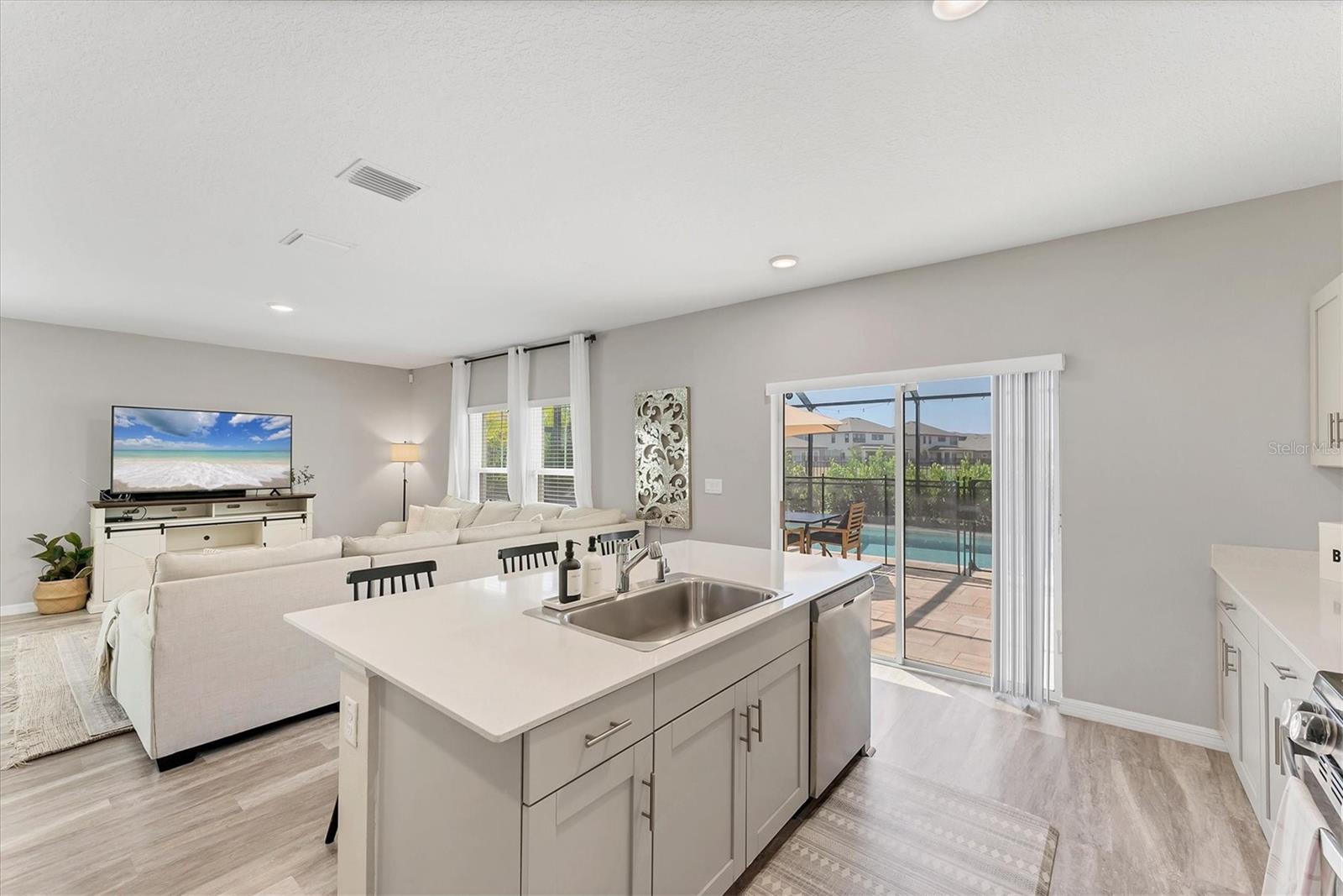 Image 8 of 60 For 13013 Oak Hill Way