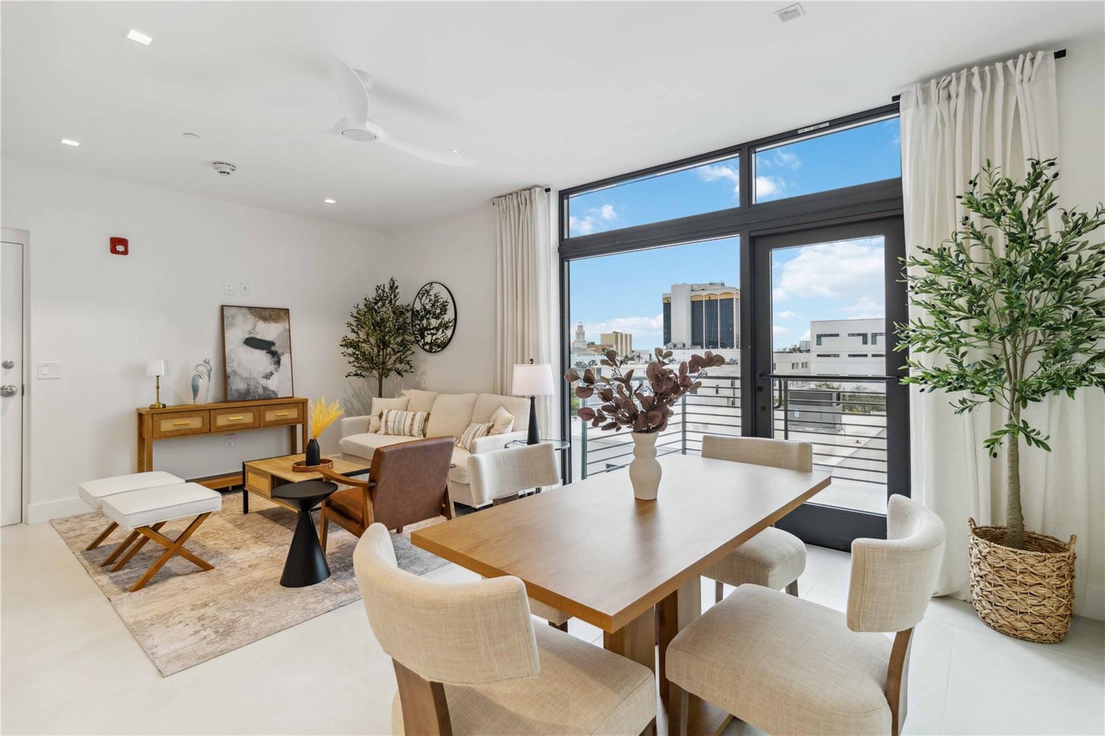 Image 10 of 31 For 1558 4th Street 402