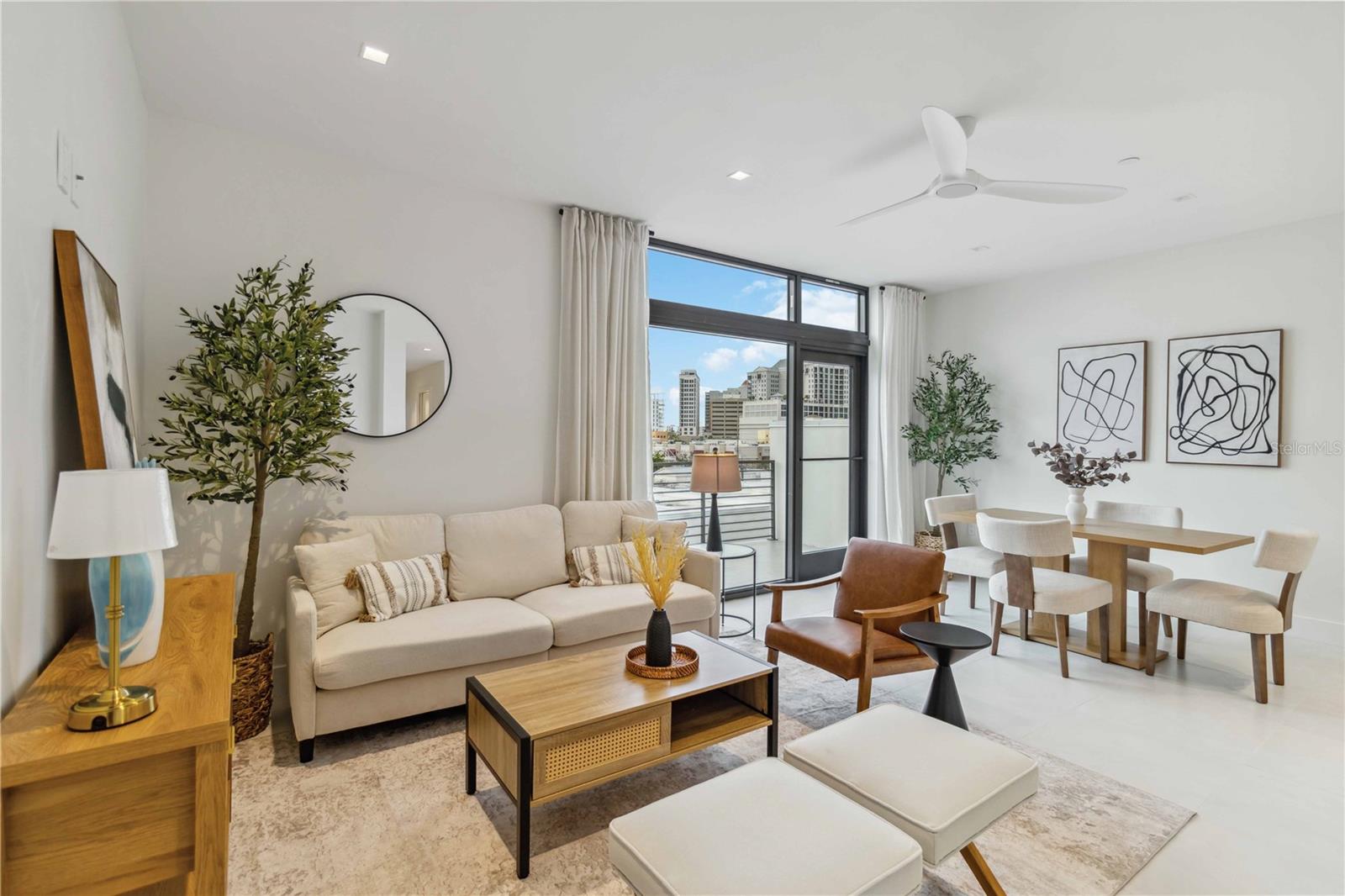 Image 6 of 31 For 1558 4th Street 402