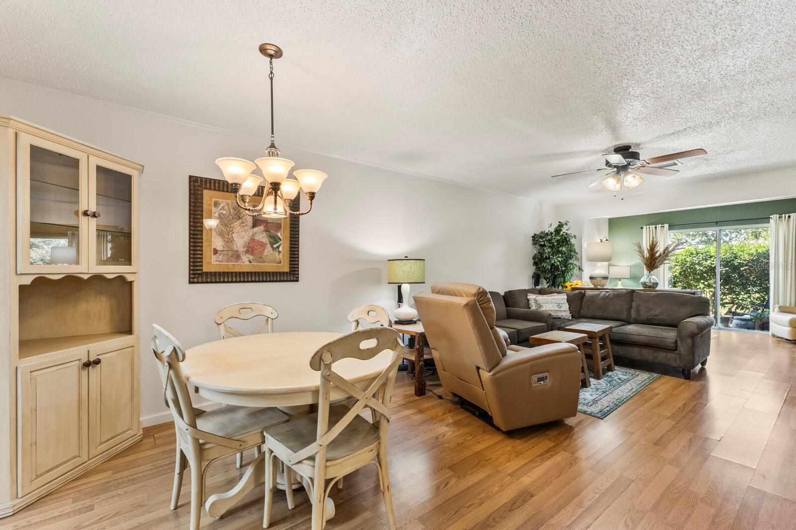 Image 10 of 35 For 4015 Lake Bayshore Drive 108