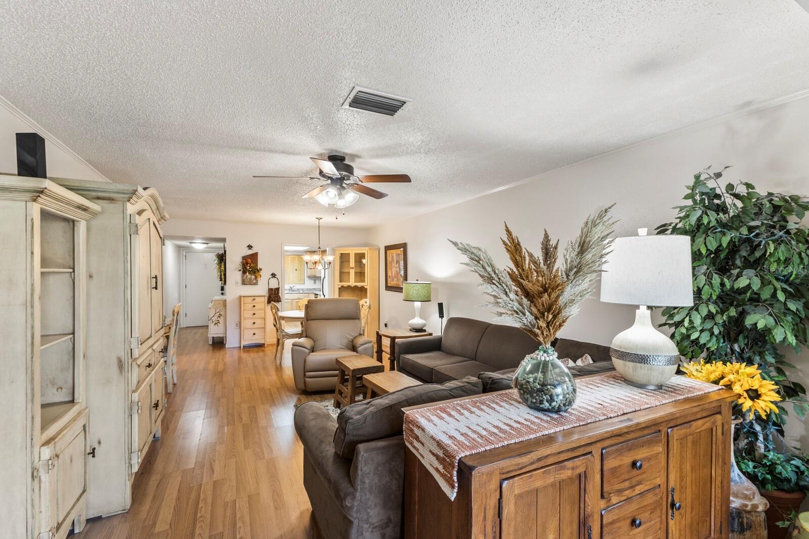 Image 13 of 35 For 4015 Lake Bayshore Drive 108