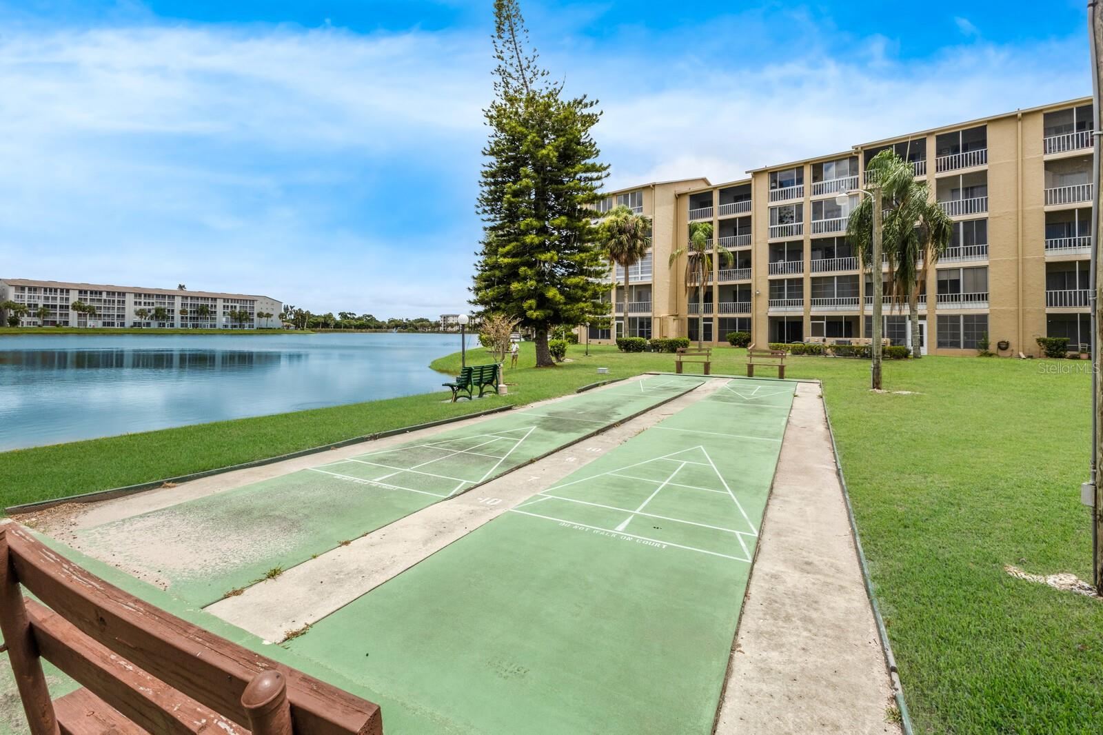 Image 35 of 35 For 4015 Lake Bayshore Drive 108