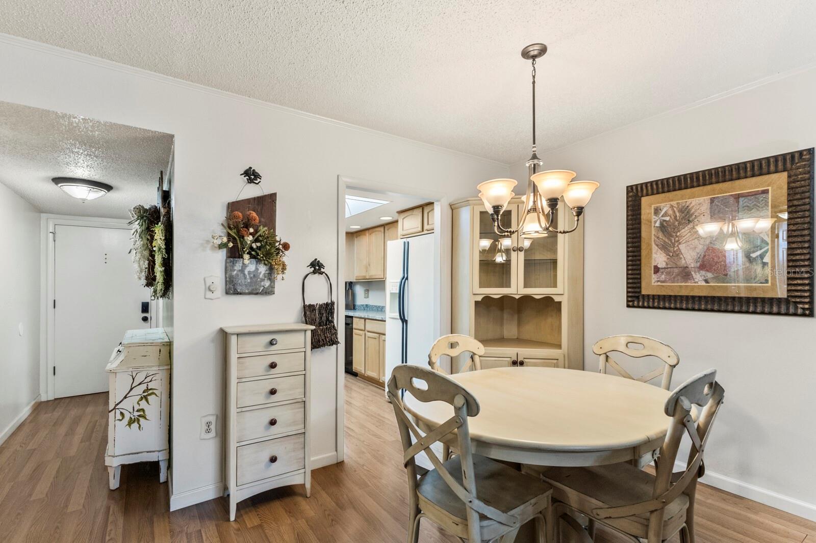 Image 6 of 35 For 4015 Lake Bayshore Drive 108