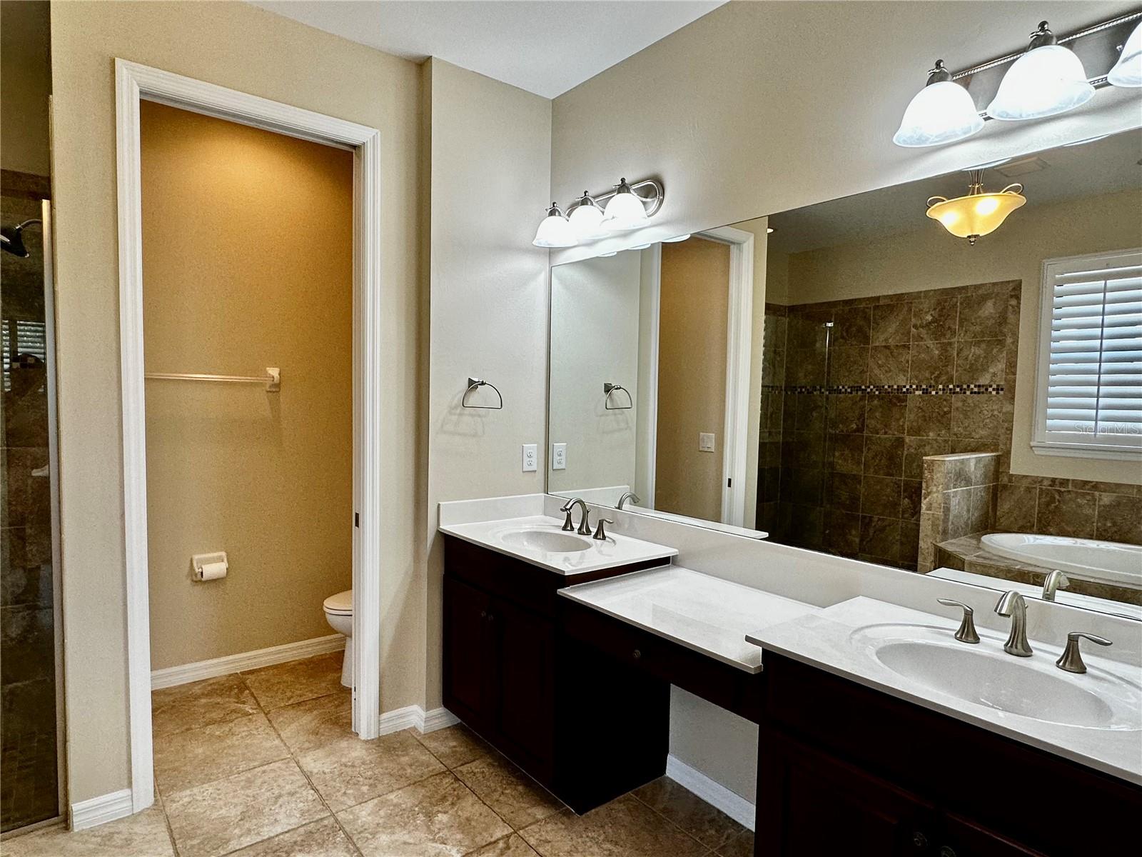Image 25 of 62 For 1321 Cielo Court