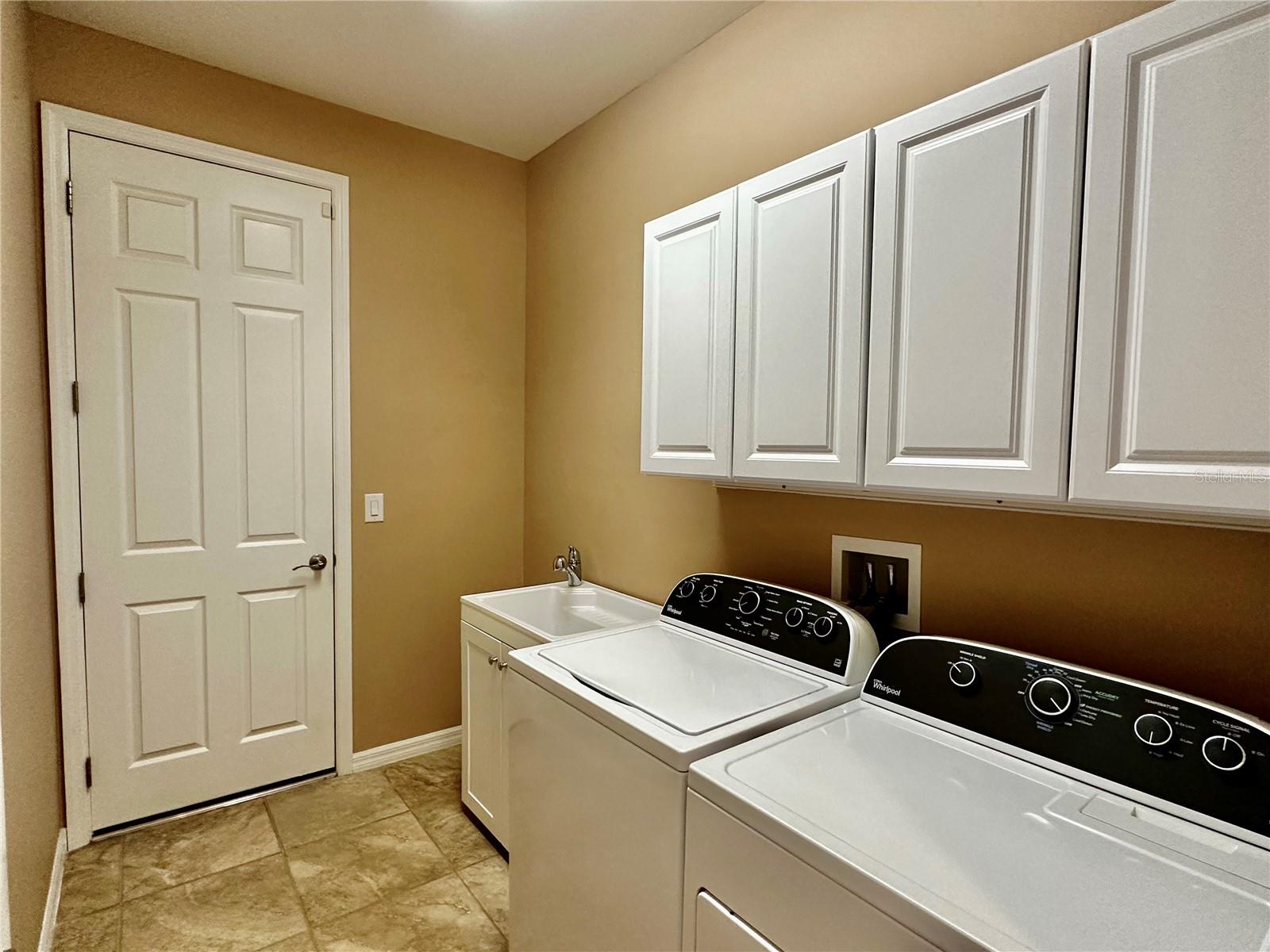 Image 37 of 62 For 1321 Cielo Court