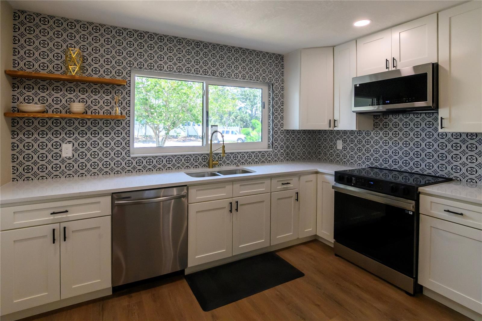 Image 24 of 80 For 8808 44th Avenue Drive W