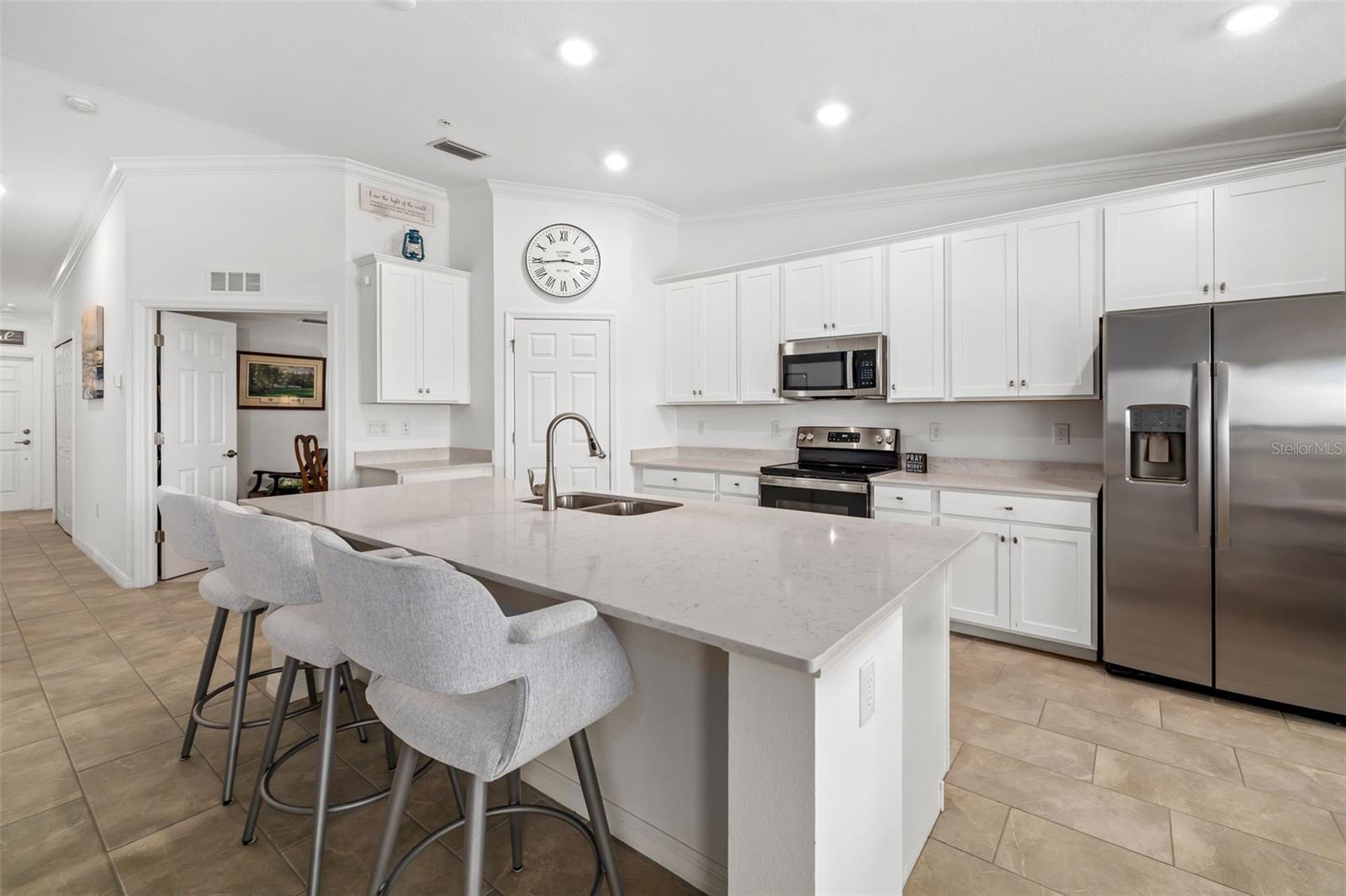 Image 8 of 59 For 5685 Palmer Circle 204
