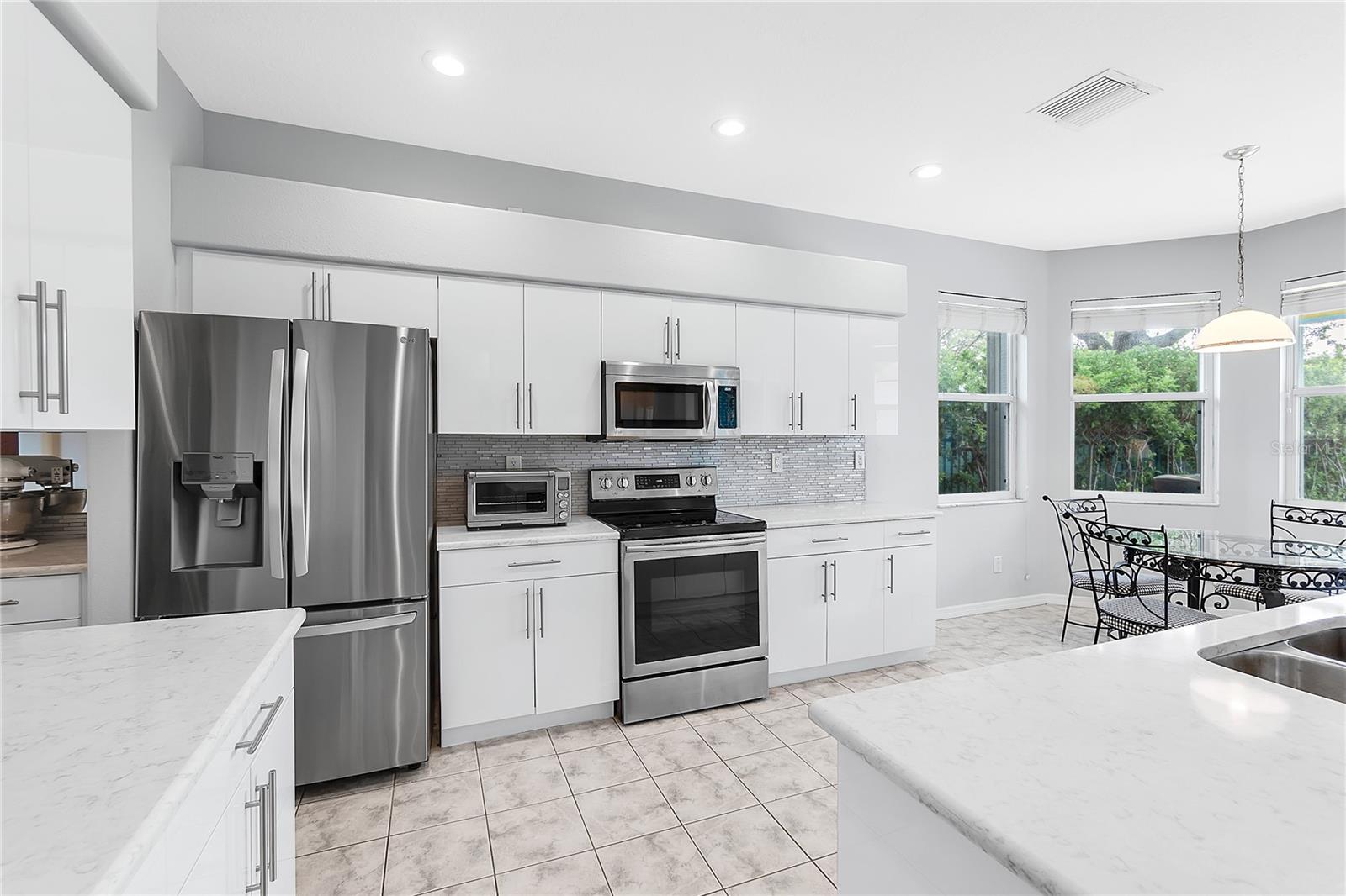 Image 17 of 62 For 6617 Cheswick Street