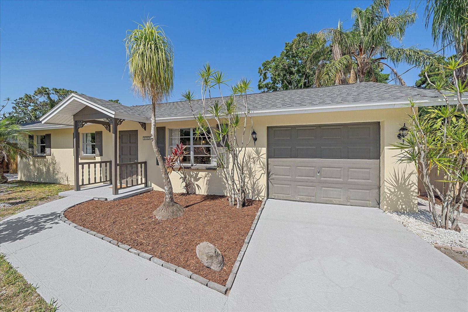 Details for 2226 Fairfield Avenue, SARASOTA, FL 34232