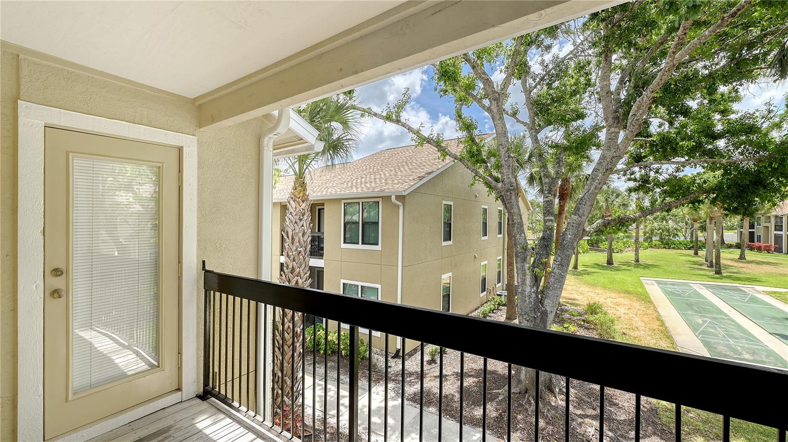Image 21 of 45 For 4009 Crockers Lake Boulevard 22