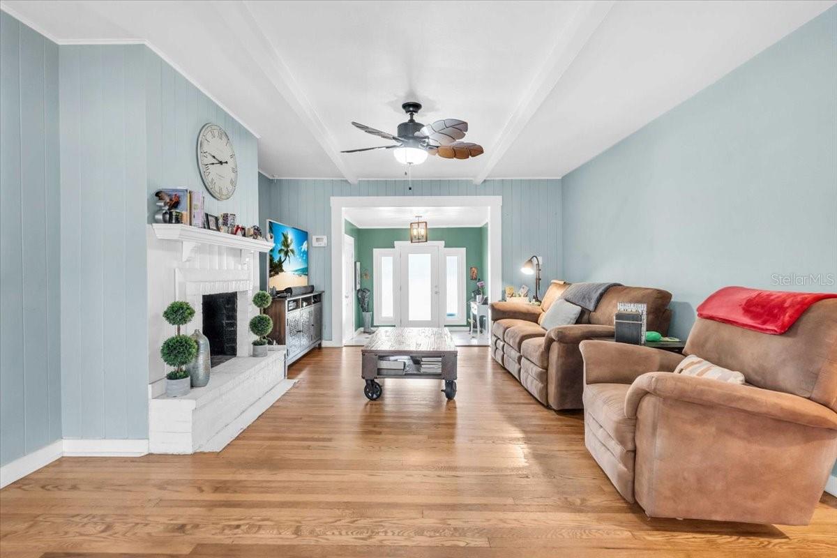 Image 5 of 32 For 5012 Eastchester Drive