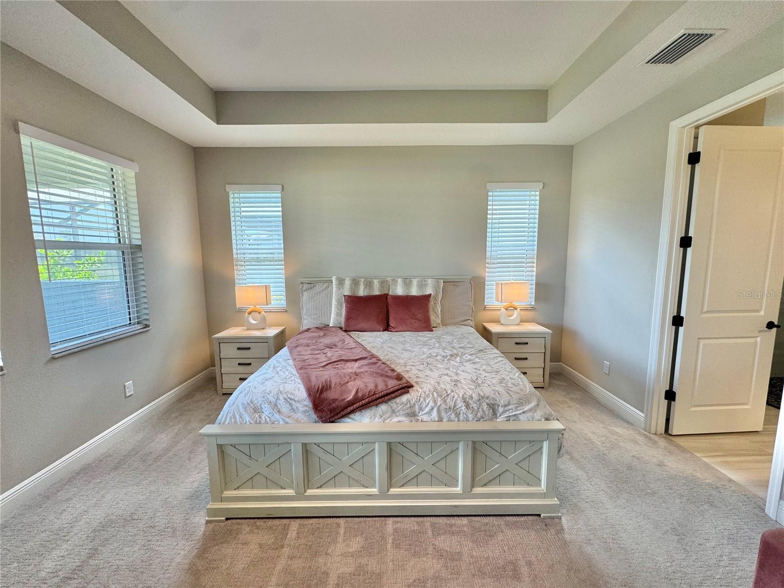 Image 19 of 50 For 16905 Sweetwater Village Drive