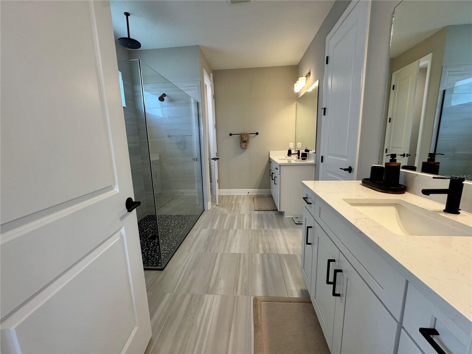 Image 21 of 50 For 16905 Sweetwater Village Drive