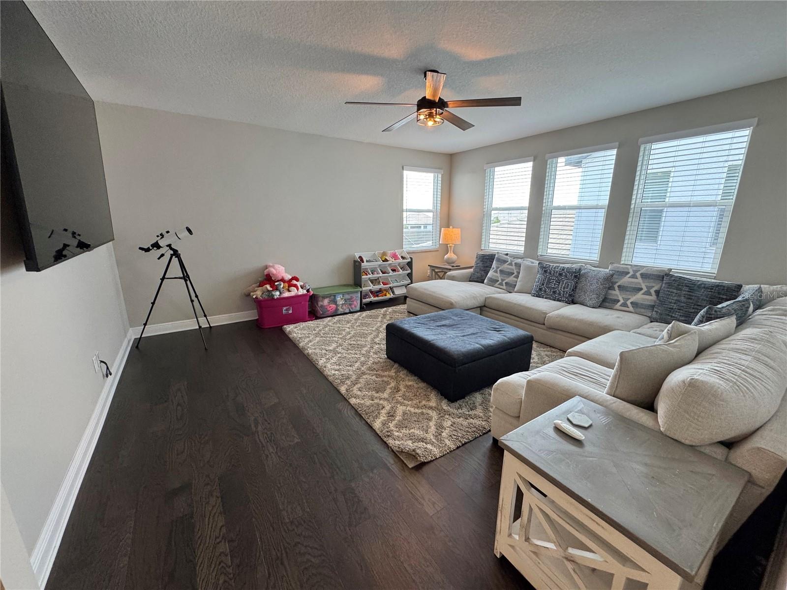 Image 38 of 50 For 16905 Sweetwater Village Drive