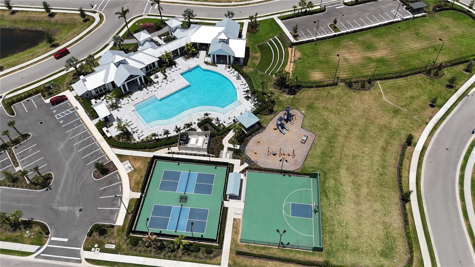 Image 46 of 50 For 16905 Sweetwater Village Drive