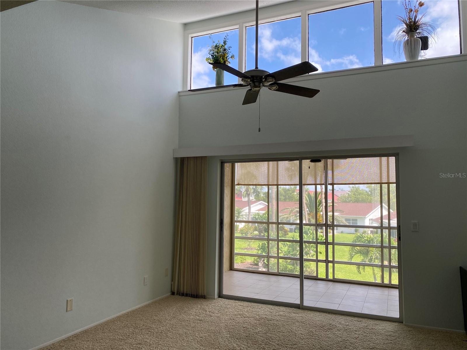 Image 10 of 25 For 725 Capri Isles Boulevard 217