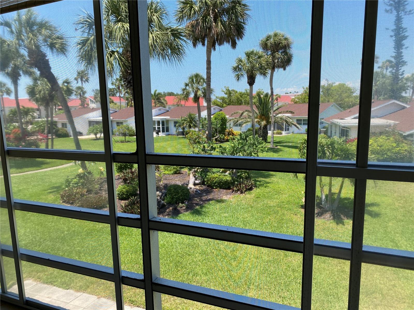 Image 12 of 25 For 725 Capri Isles Boulevard 217