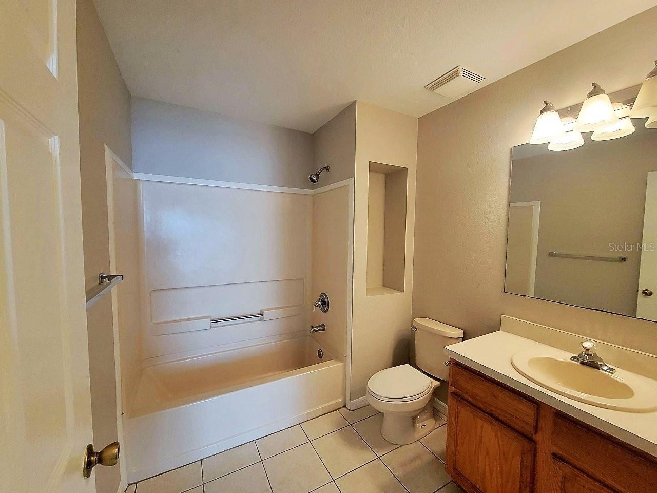 Image 11 of 13 For 12018 Wallingford Way
