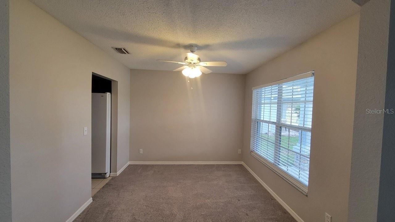 Image 7 of 13 For 12018 Wallingford Way