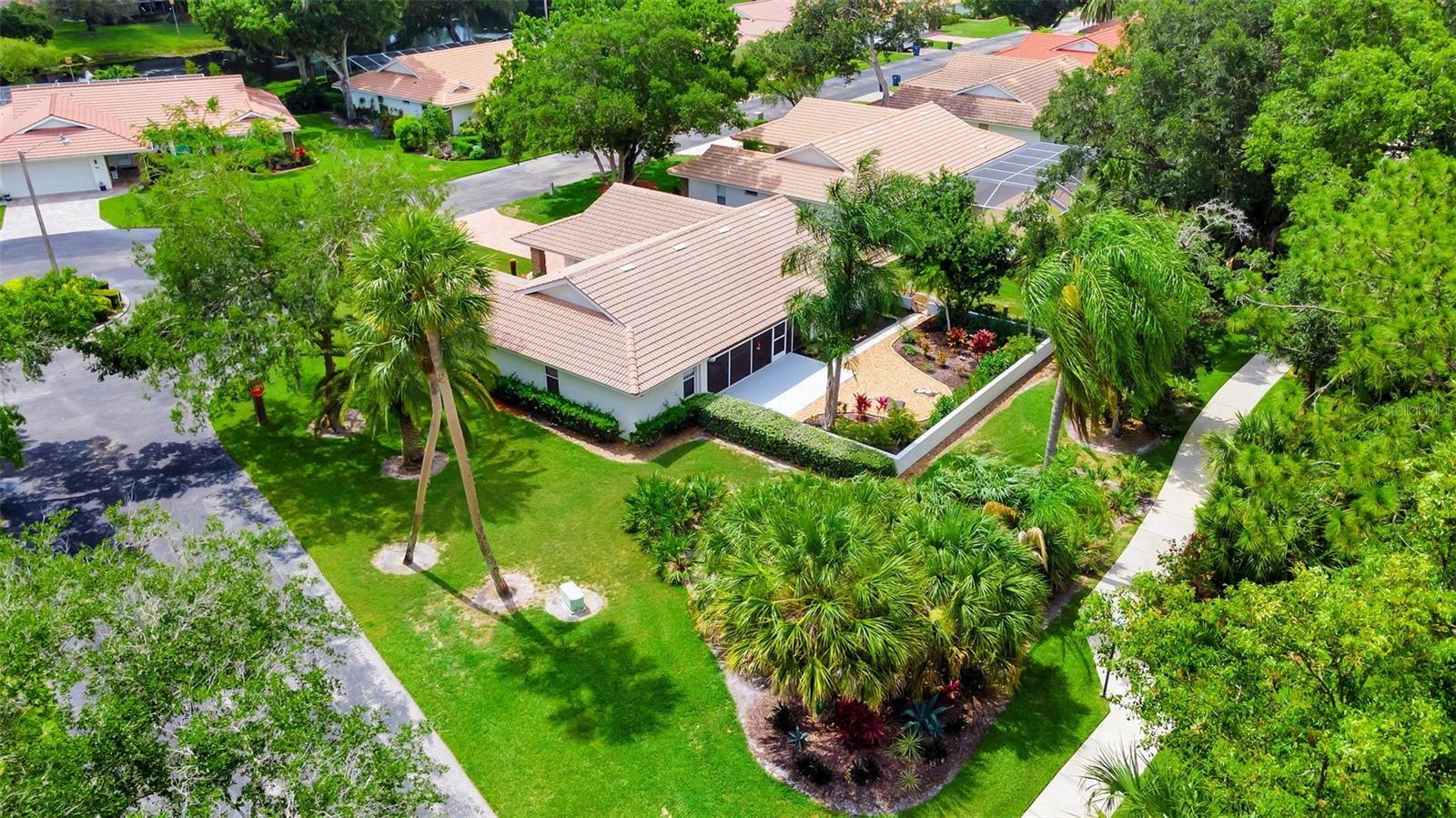 Image 12 of 67 For 5705 Garden Lakes Majestic