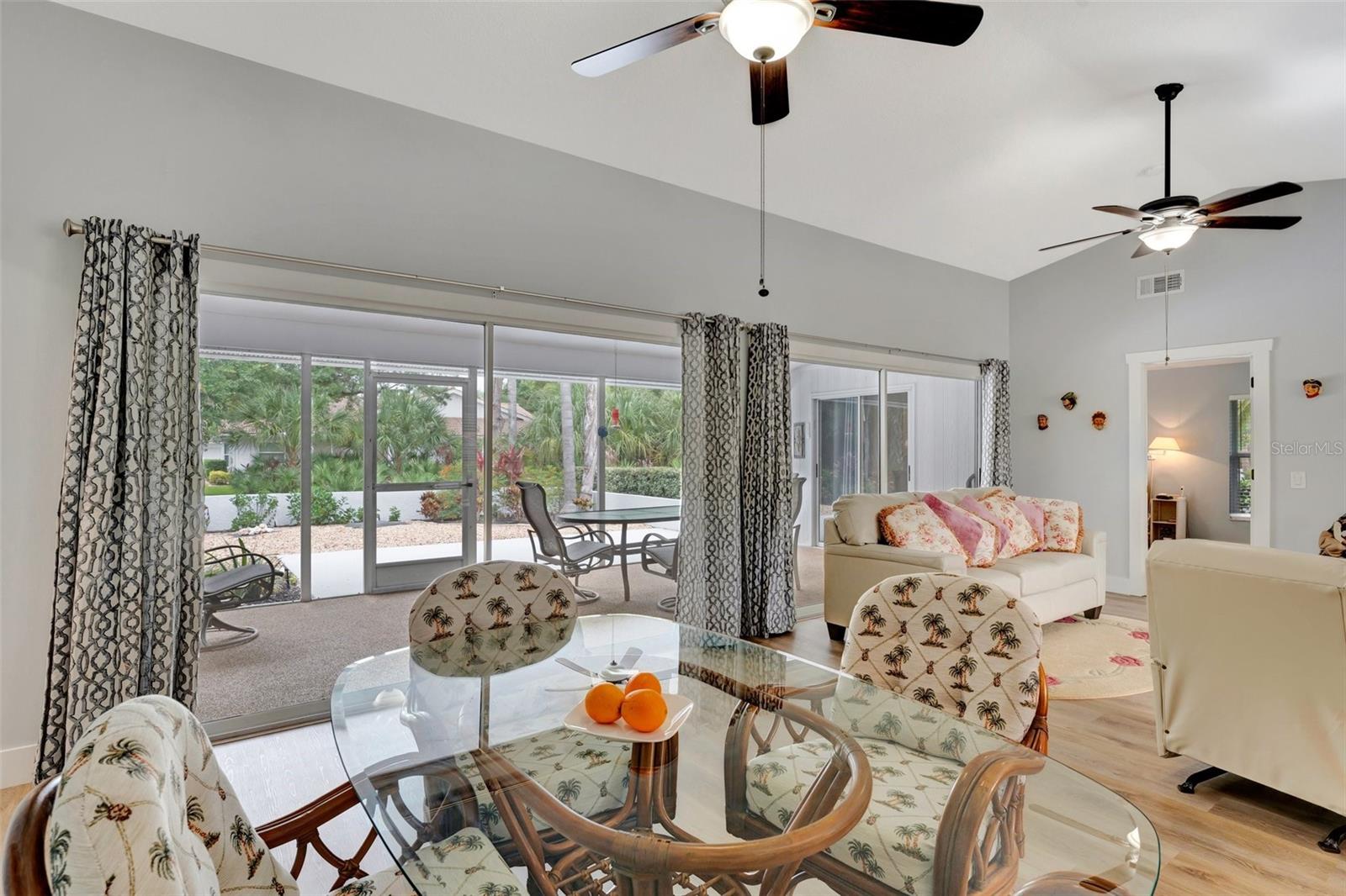 Image 34 of 67 For 5705 Garden Lakes Majestic