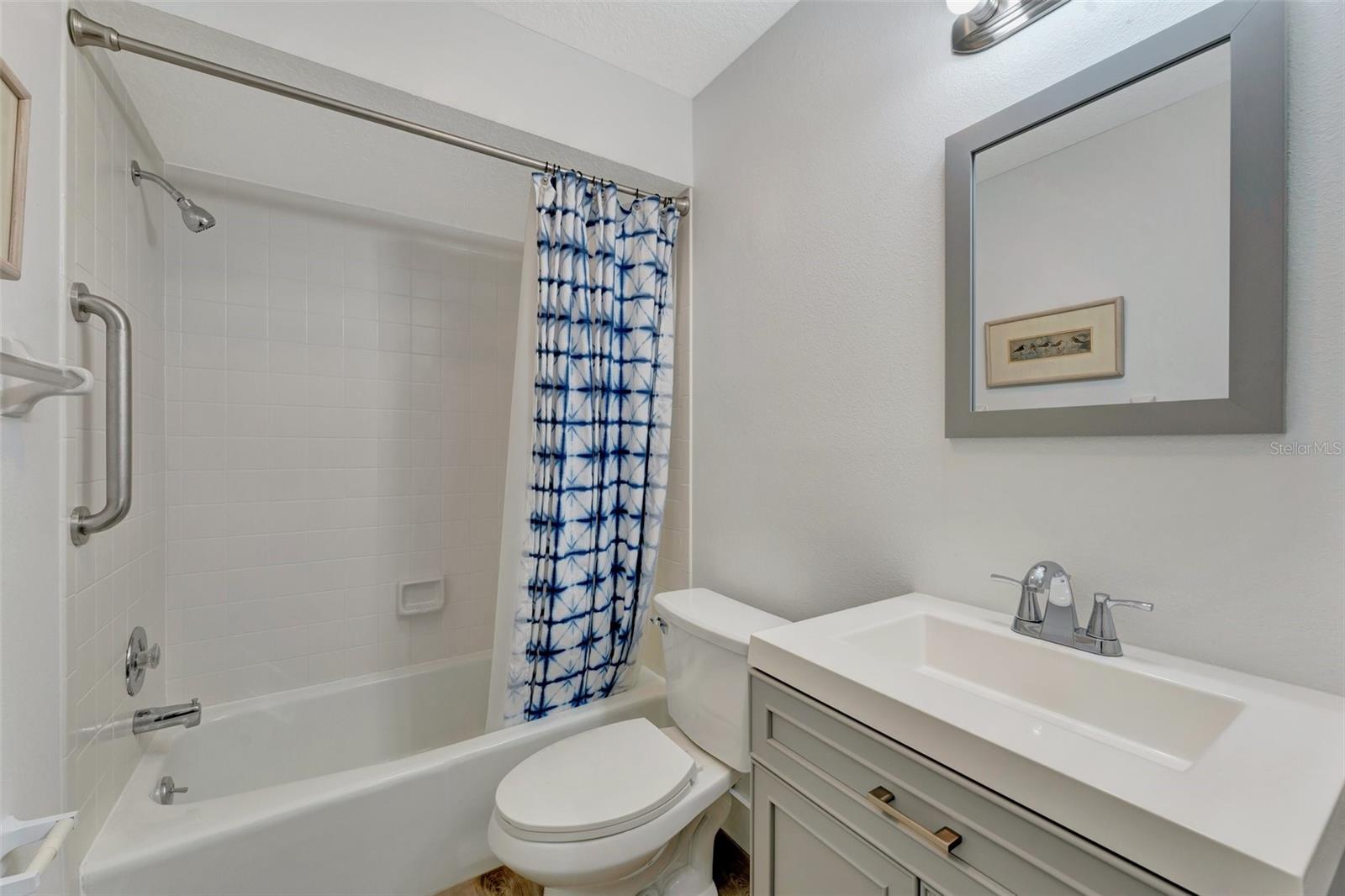 Image 46 of 67 For 5705 Garden Lakes Majestic