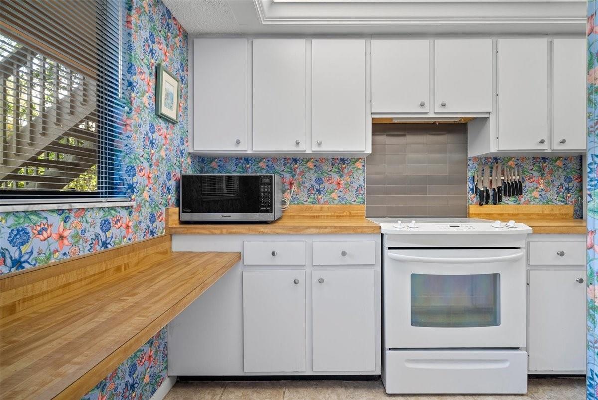 Image 11 of 51 For 1703 Pelican Cove Road 356