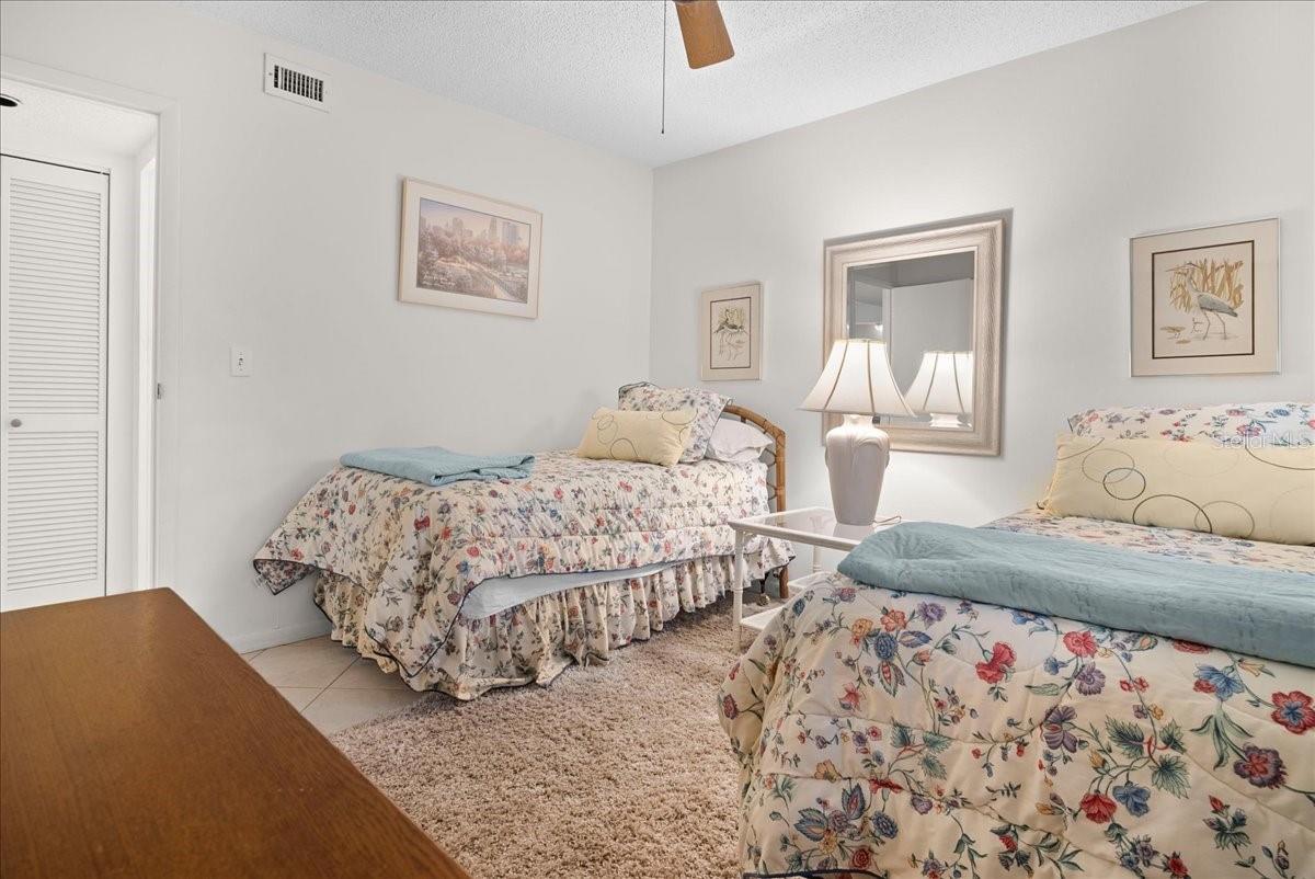 Image 22 of 51 For 1703 Pelican Cove Road 356