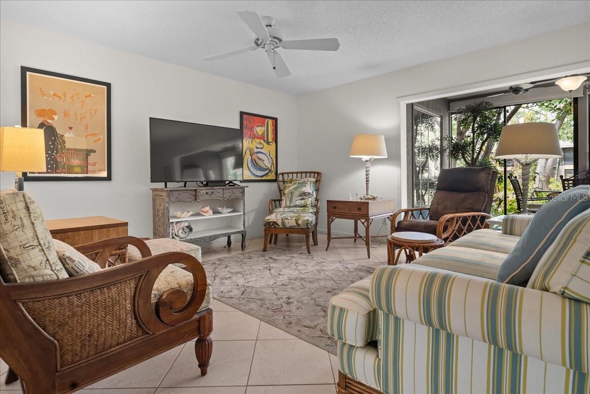 Image 6 of 51 For 1703 Pelican Cove Road 356