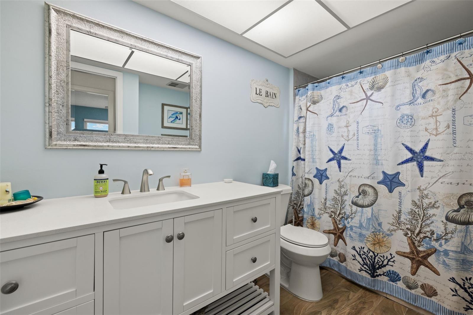 Image 21 of 33 For 1458 Alwynne Drive N