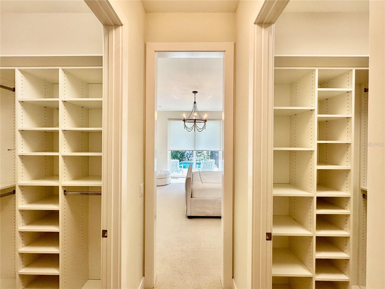 Image 17 of 26 For 8133 Grande Shores Drive