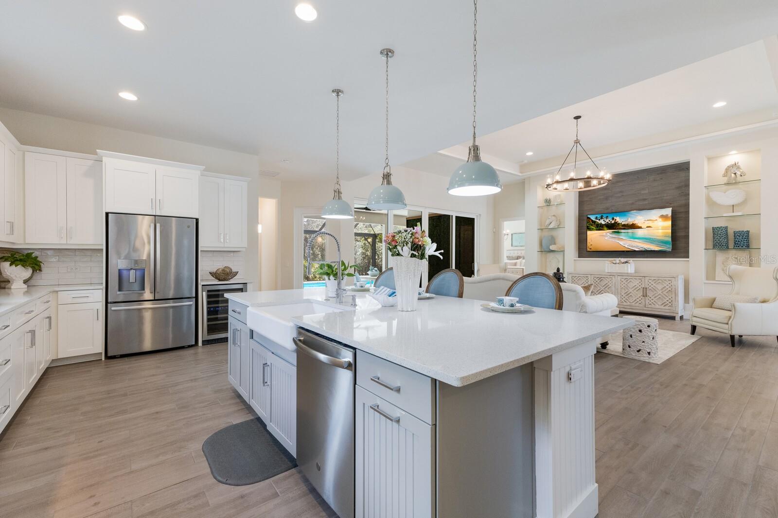Image 9 of 26 For 8133 Grande Shores Drive