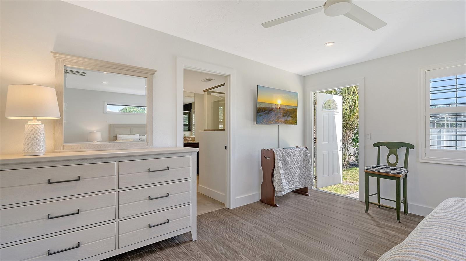Image 16 of 51 For 1857 Jasmine Drive