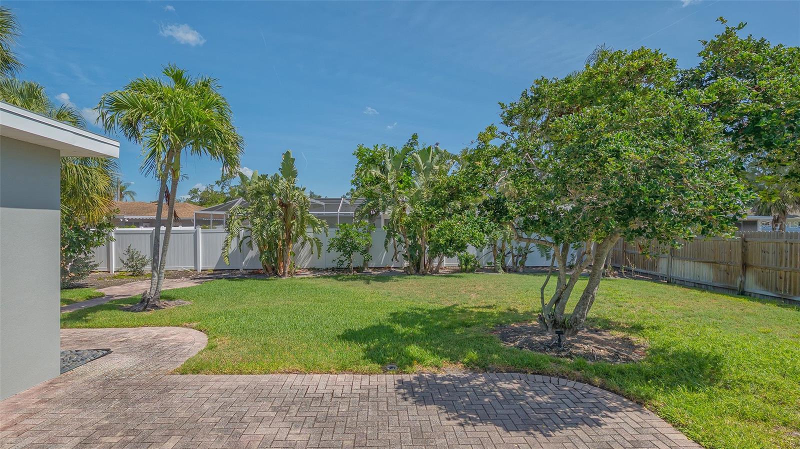 Image 31 of 51 For 1857 Jasmine Drive