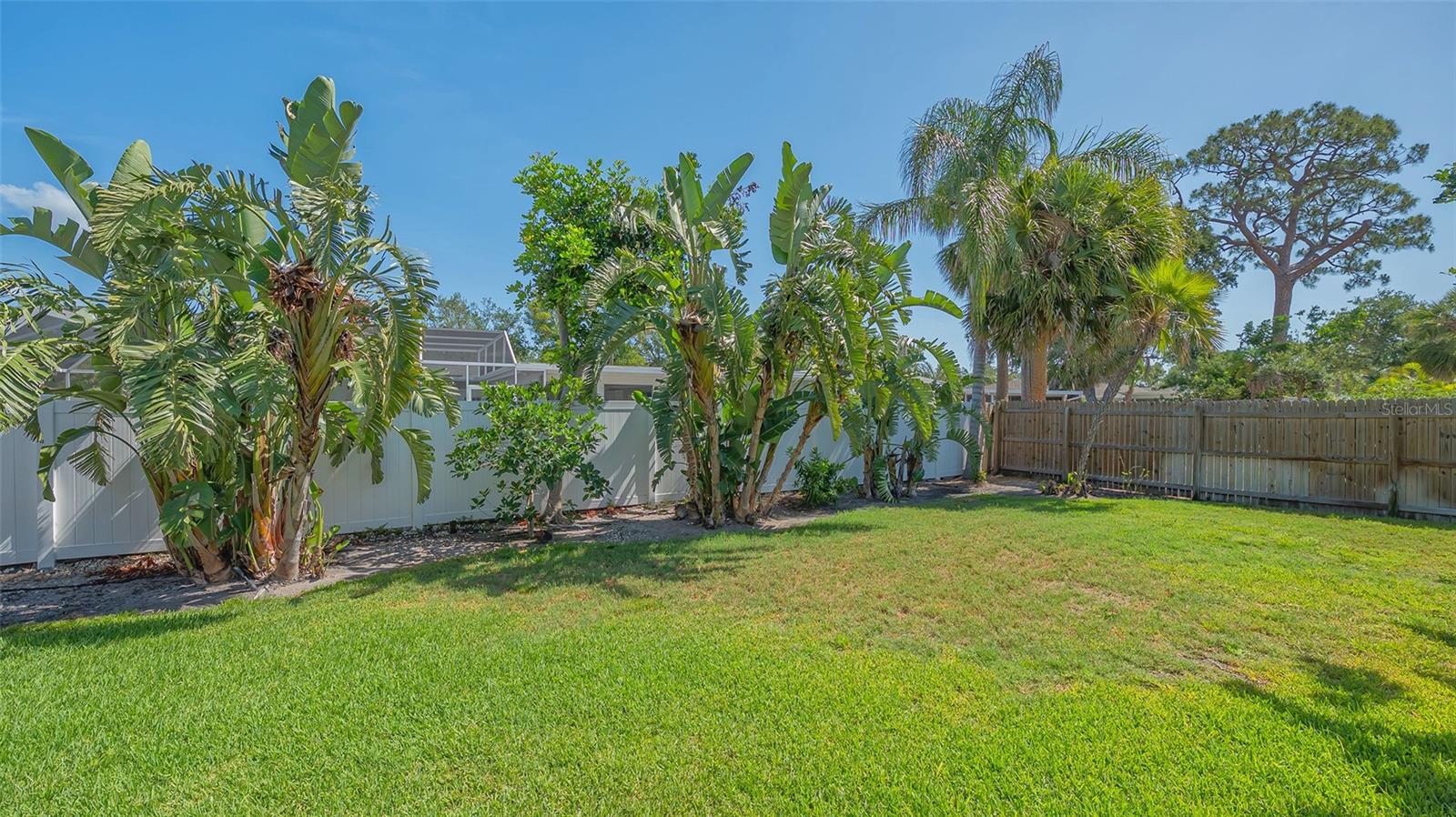 Image 33 of 51 For 1857 Jasmine Drive