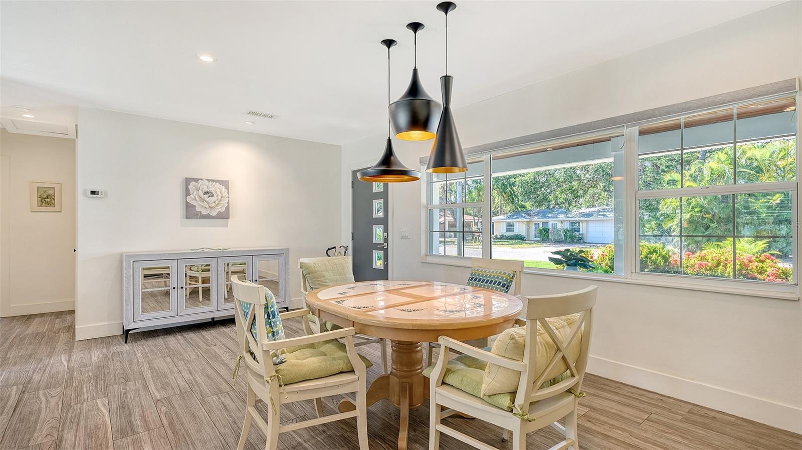 Image 7 of 51 For 1857 Jasmine Drive