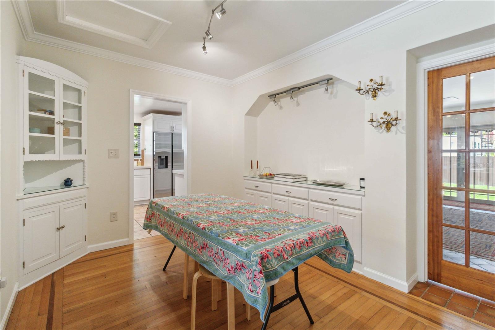 Image 11 of 46 For 717 73rd Street