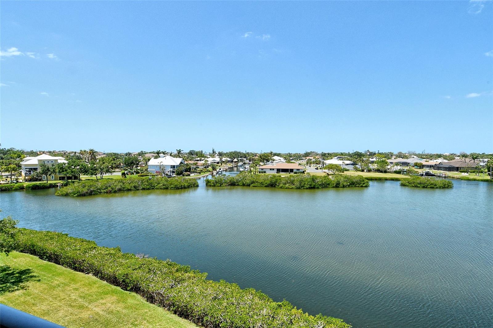 Image 10 of 87 For 5100 Jessie Harbor Drive 504