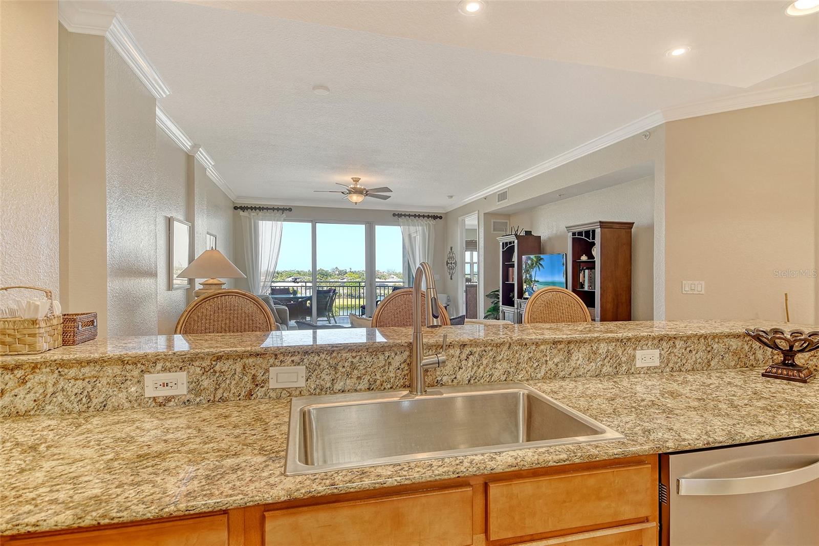 Image 23 of 87 For 5100 Jessie Harbor Drive 504