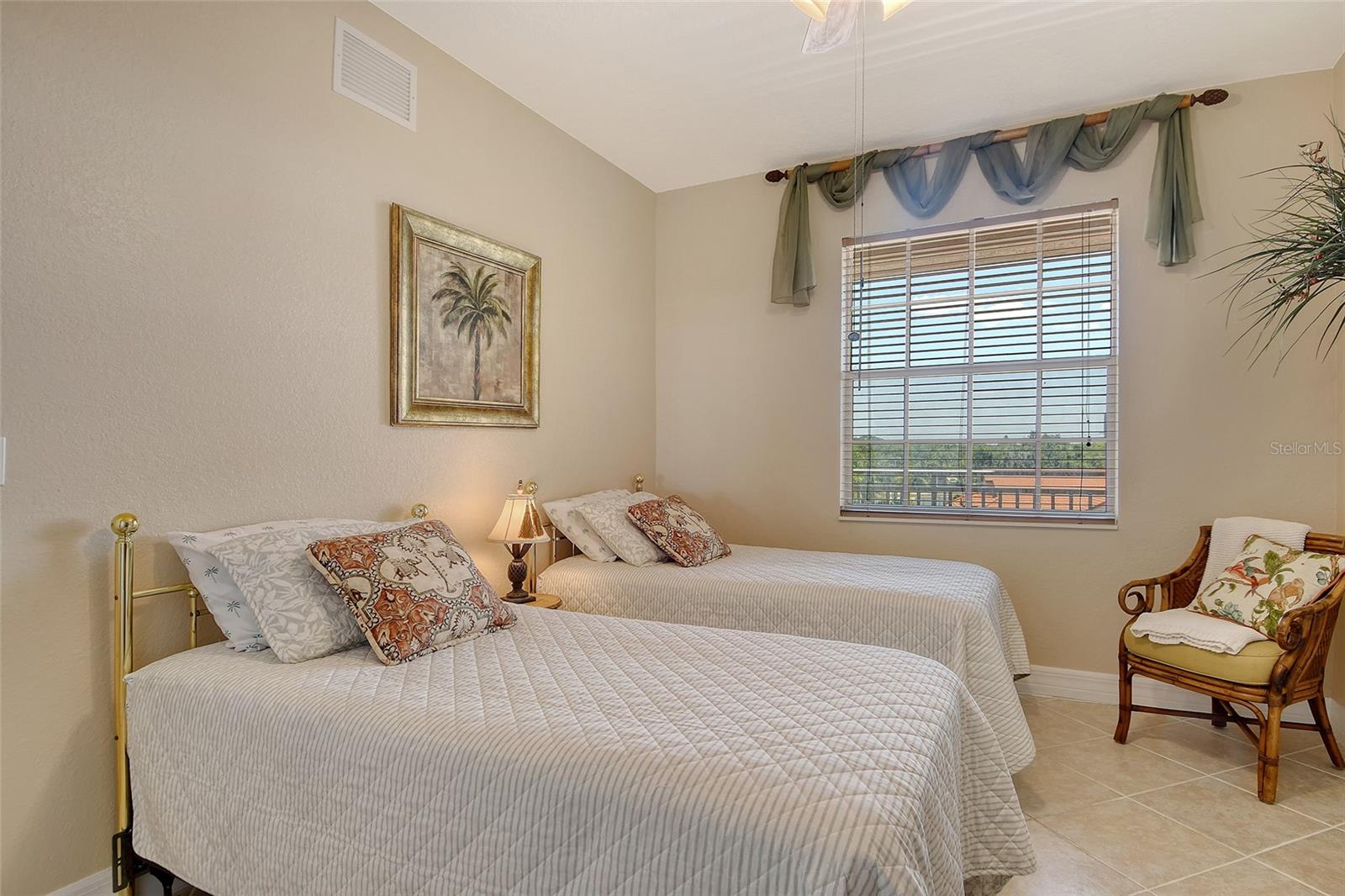 Image 35 of 87 For 5100 Jessie Harbor Drive 504