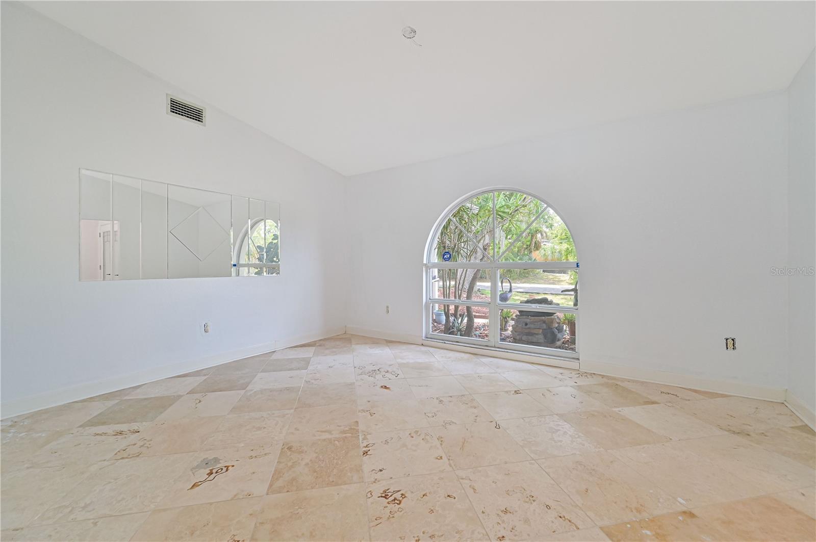 Image 19 of 33 For 2136 Bendway Drive