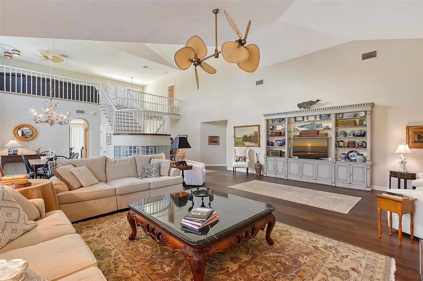 Image 12 of 80 For 7728 Club Lane