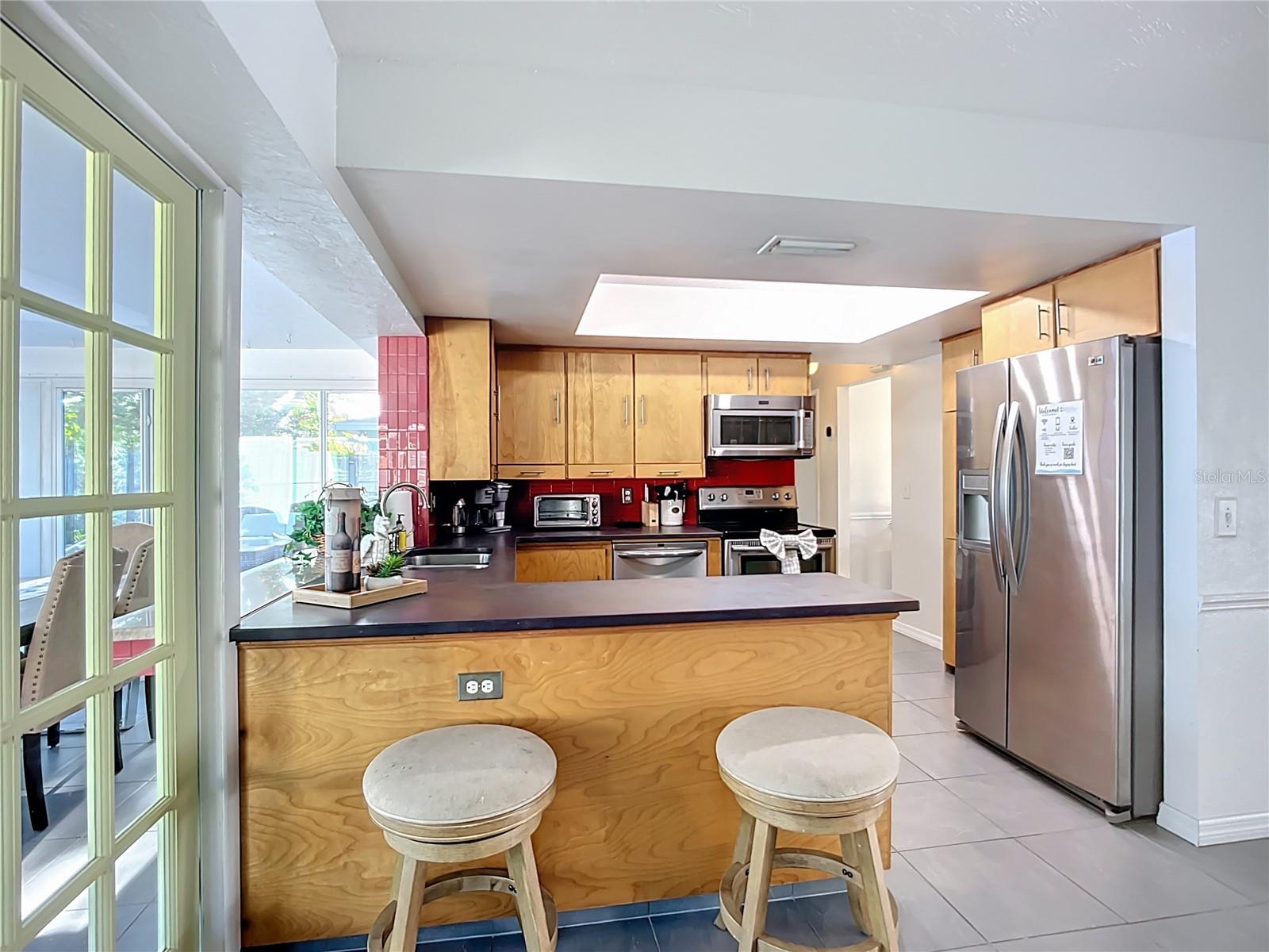 Image 15 of 62 For 6012 11th Avenue W