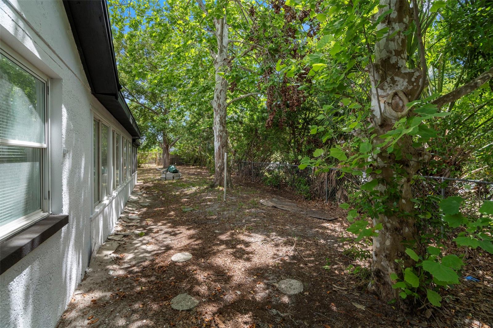 Image 25 of 27 For 4233 Abaco Court