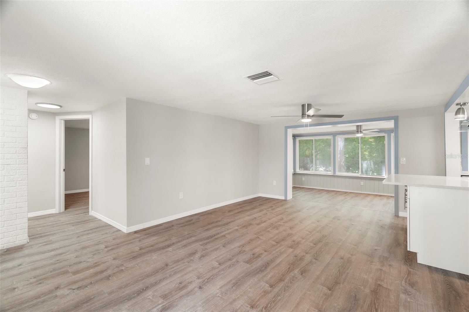 Image 5 of 27 For 4233 Abaco Court