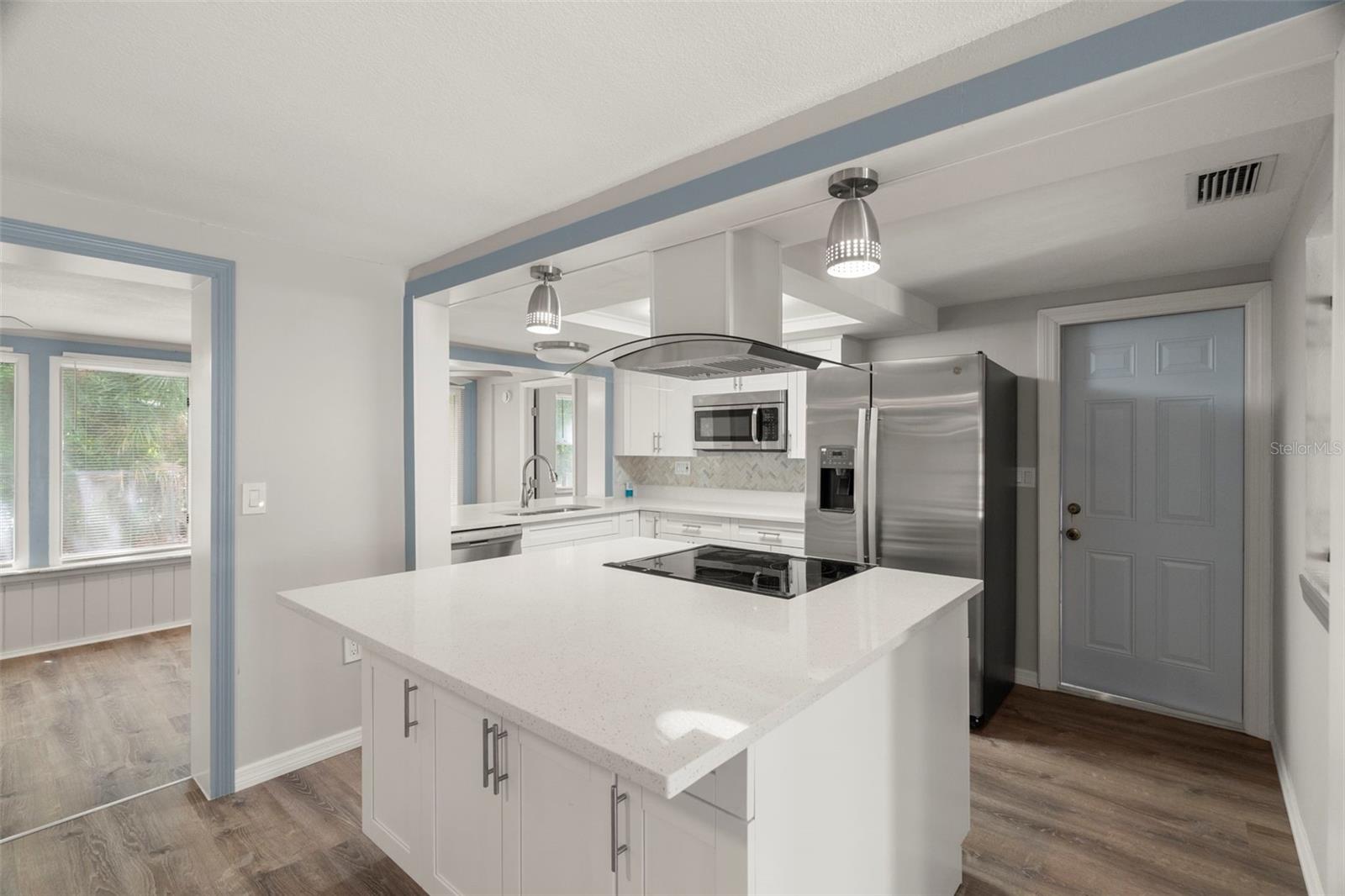 Image 7 of 27 For 4233 Abaco Court