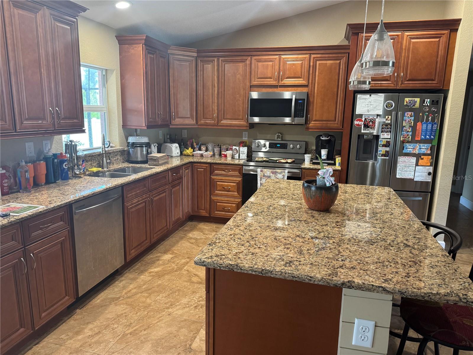 Image 3 of 20 For 7286 Mineola Road